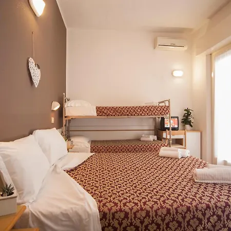 ホテル Adria Mare 3*